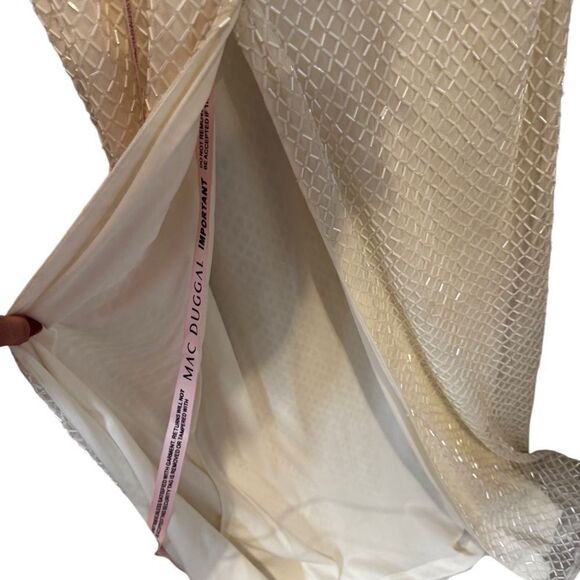 NWT MACDUGGAL fully beaded rhinestone column gown Size 2 - Picture 11 of 14